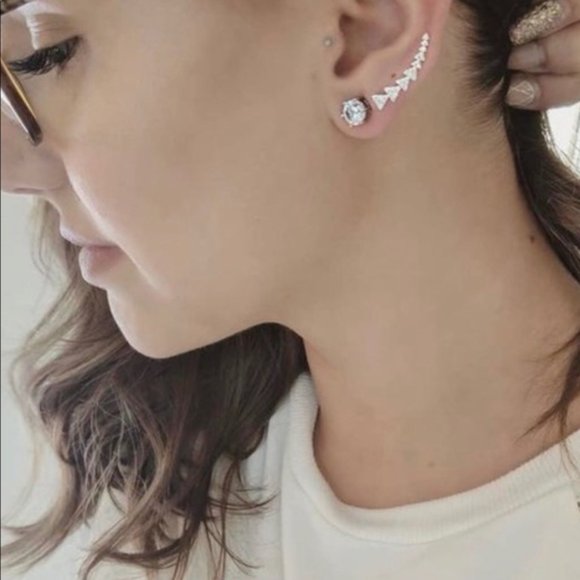 ::S&D [SILVER] Sterling Pavé Triangle Path Ear Climbers - Picture 10 of 12